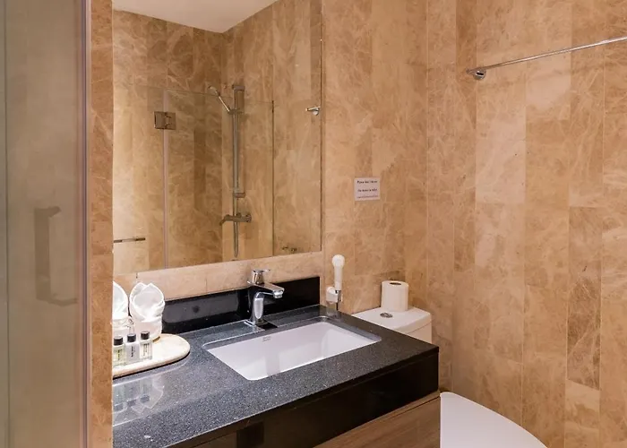 Sukhothai Ruam Ruedi Hotel