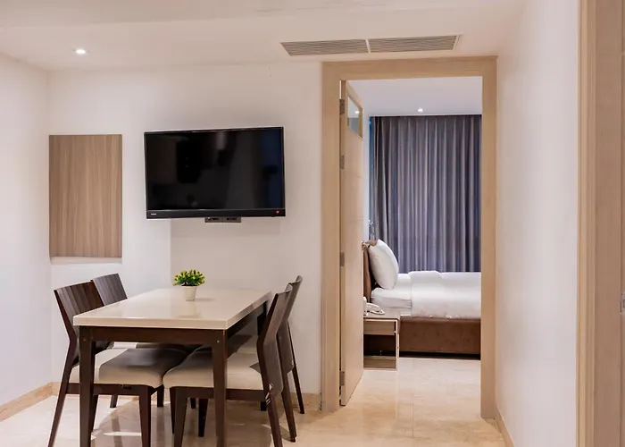 Sukhothai Ruam Ruedi 3*