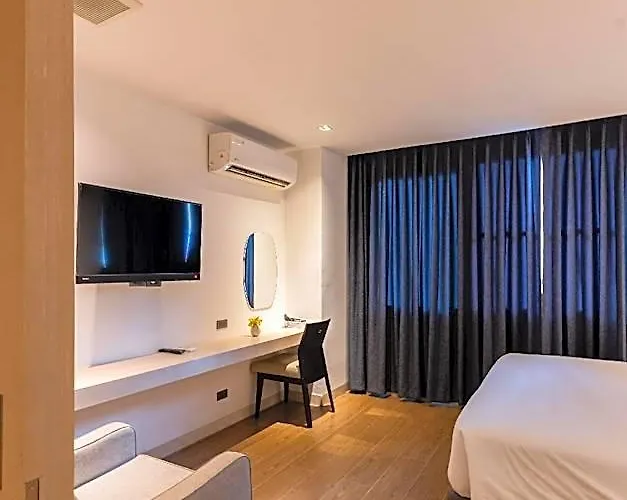 Sukhothai Ruam Ruedi Hotel